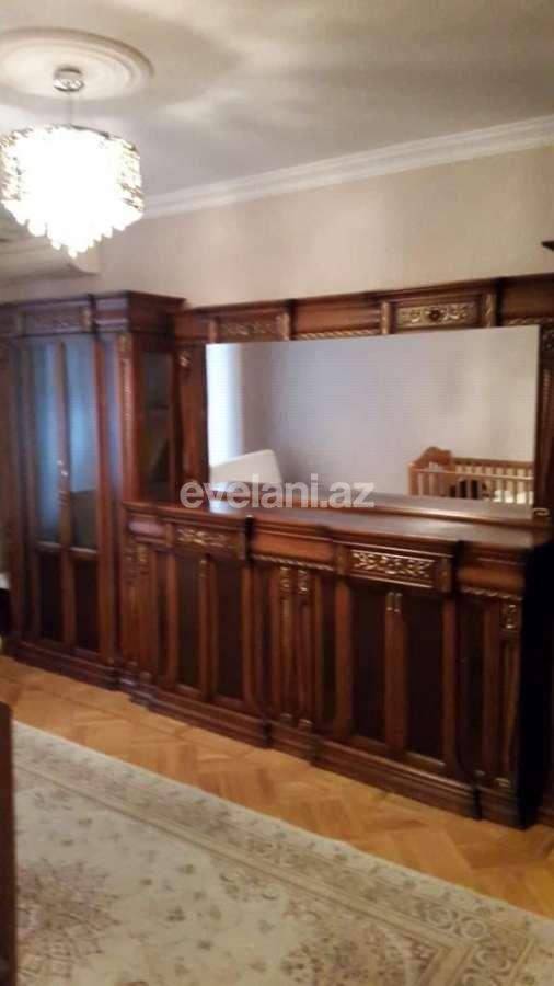 Kirayə verilir, köhnə tikili, 2 otaqlı, 52 m², Bakı, Yasamal r, İnşaatçılar m.