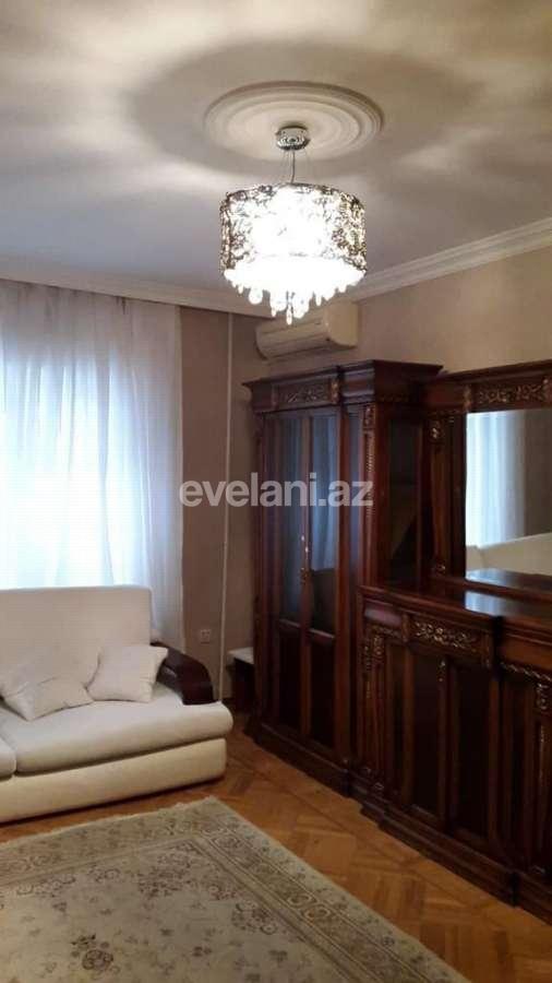 Kirayə verilir, köhnə tikili, 2 otaqlı, 52 m², Bakı, Yasamal r, İnşaatçılar m.