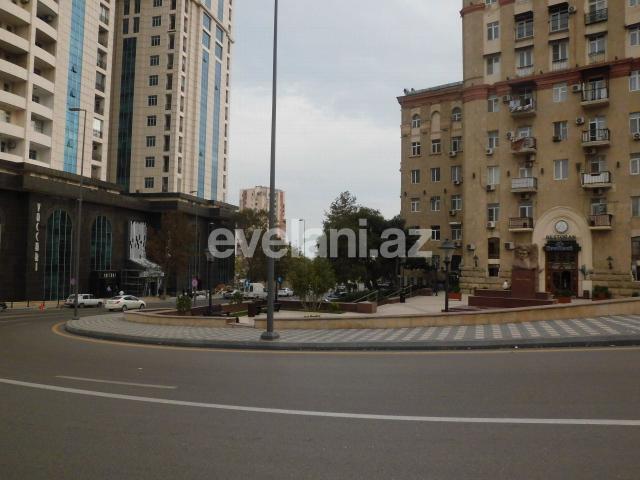 Sale, old building, 2 room, 80 m², Baku, Yasamal r, Nizami m.