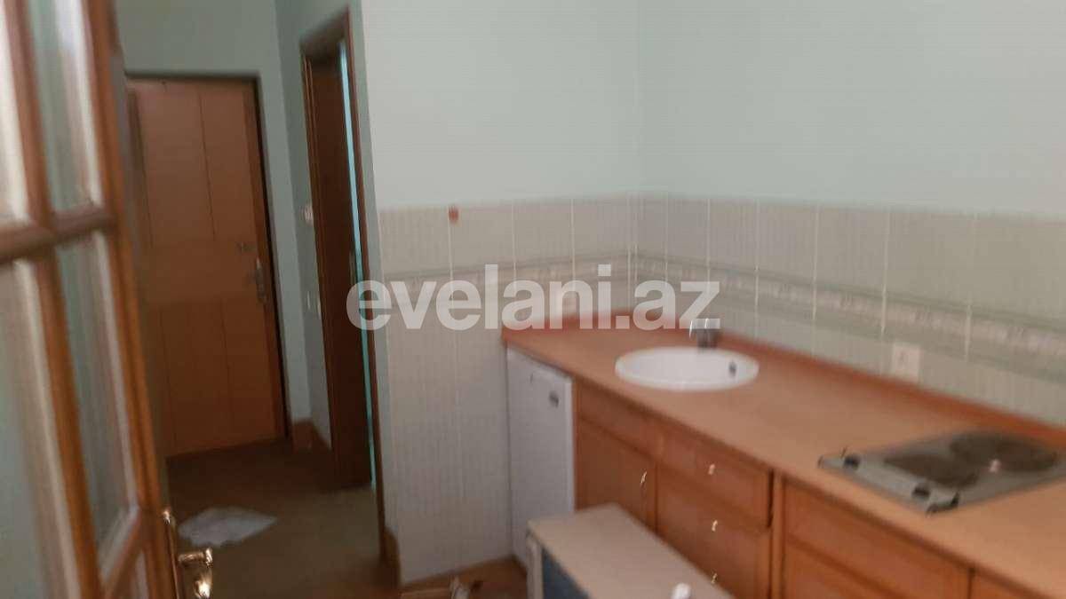 Kirayə verilir, ofis, 3 otaqlı, 60 m², Bakı, Yasamal r, Elmlər Akademiyası m.