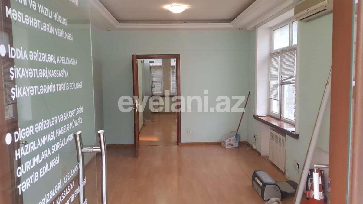 Kirayə verilir, ofis, 3 otaqlı, 60 m², Bakı, Yasamal r, Elmlər Akademiyası m.