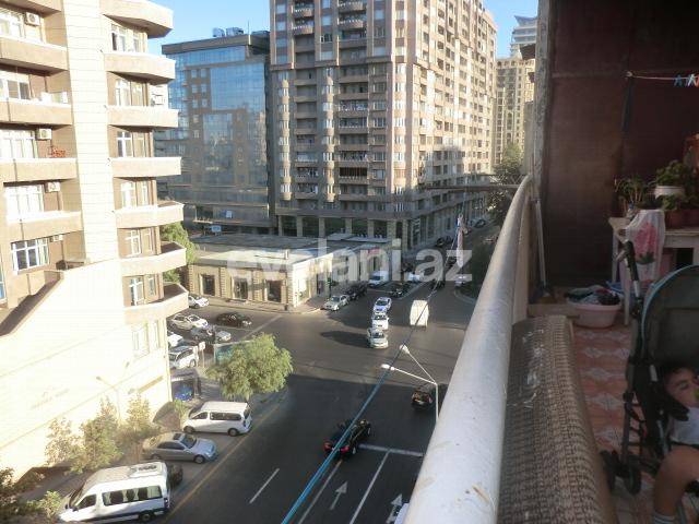 Продаётся, вторичка, 4-комнаты, 110 m², Баку, Насиминский r, 28 мая m.