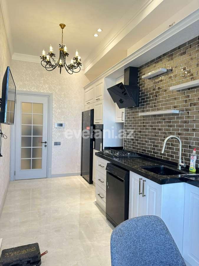 Satılır, yeni tikili, 3 otaqlı, 105 m², Bakı, Yasamal r, Elmlər Akademiyası m.