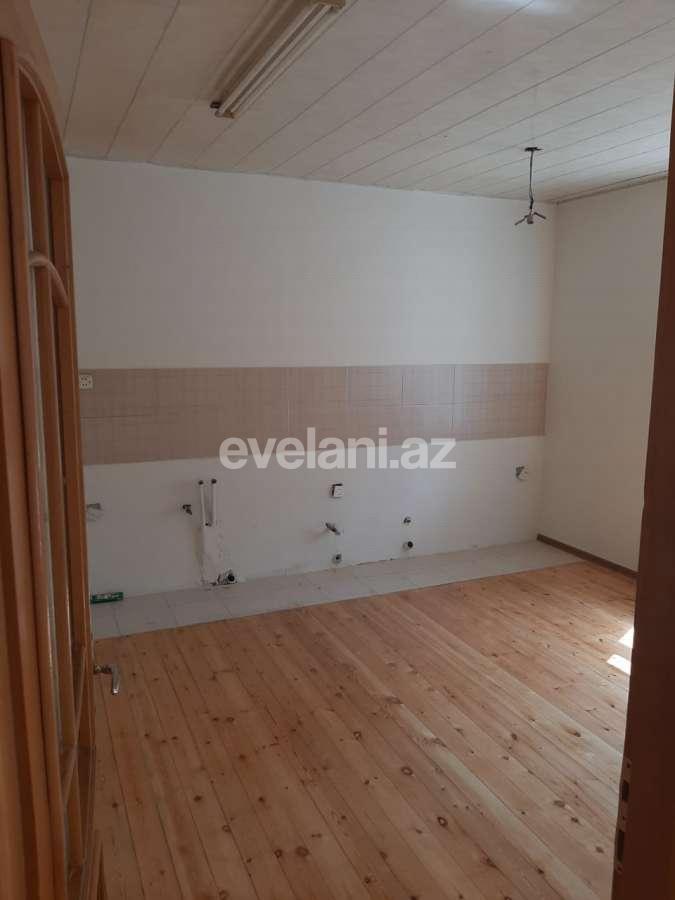 Satılır, həyət evi / bağ, 7 otaqlı, 280 m², Bakı, Suraxanı r.