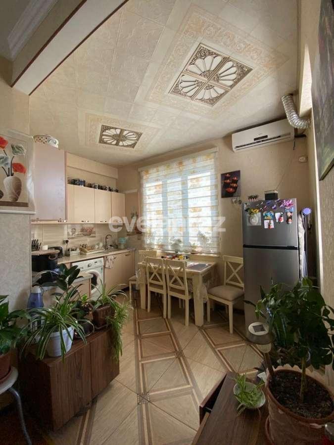 Satılır, yeni tikili, 2 otaqlı, 65 m², Bakı, Xətai r, Həzi Aslanov m.