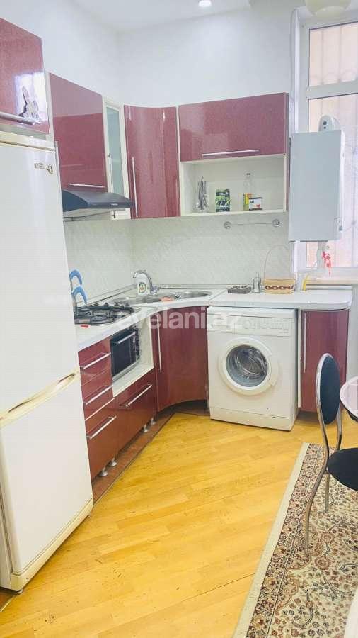 Сдаётся, вторичка, 3-комнаты, 90 m², Баку, Насиминский r, Сахил m.