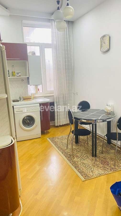 Сдаётся, вторичка, 3-комнаты, 90 m², Баку, Насиминский r, Сахил m.