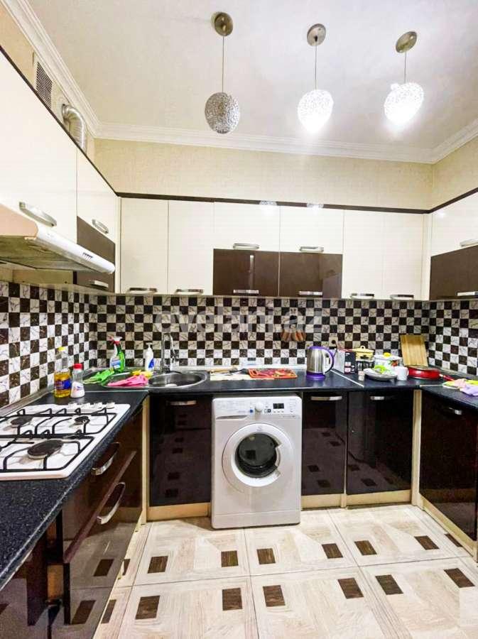 Kirayə verilir, yeni tikili, 2 otaqlı, 75 m², Bakı, Nizami r, Qara Qarayev m.