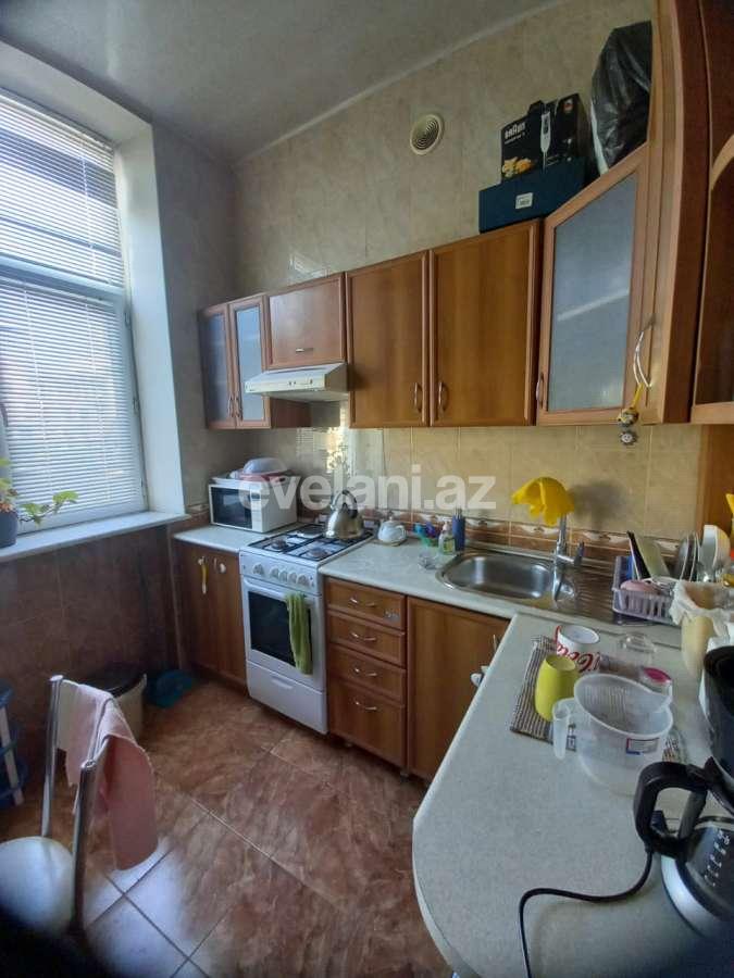 Sale, old building, 2 room, 65 m², Baku, Yasamal r, Elmlar Akademiyası m.