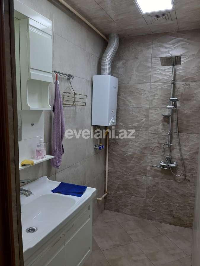 Сдаётся, вторичка, 2-комнаты, 63 m², Баку, Бинагадинский r, 8-й микрорайон p, Азадлыг проспекти m.