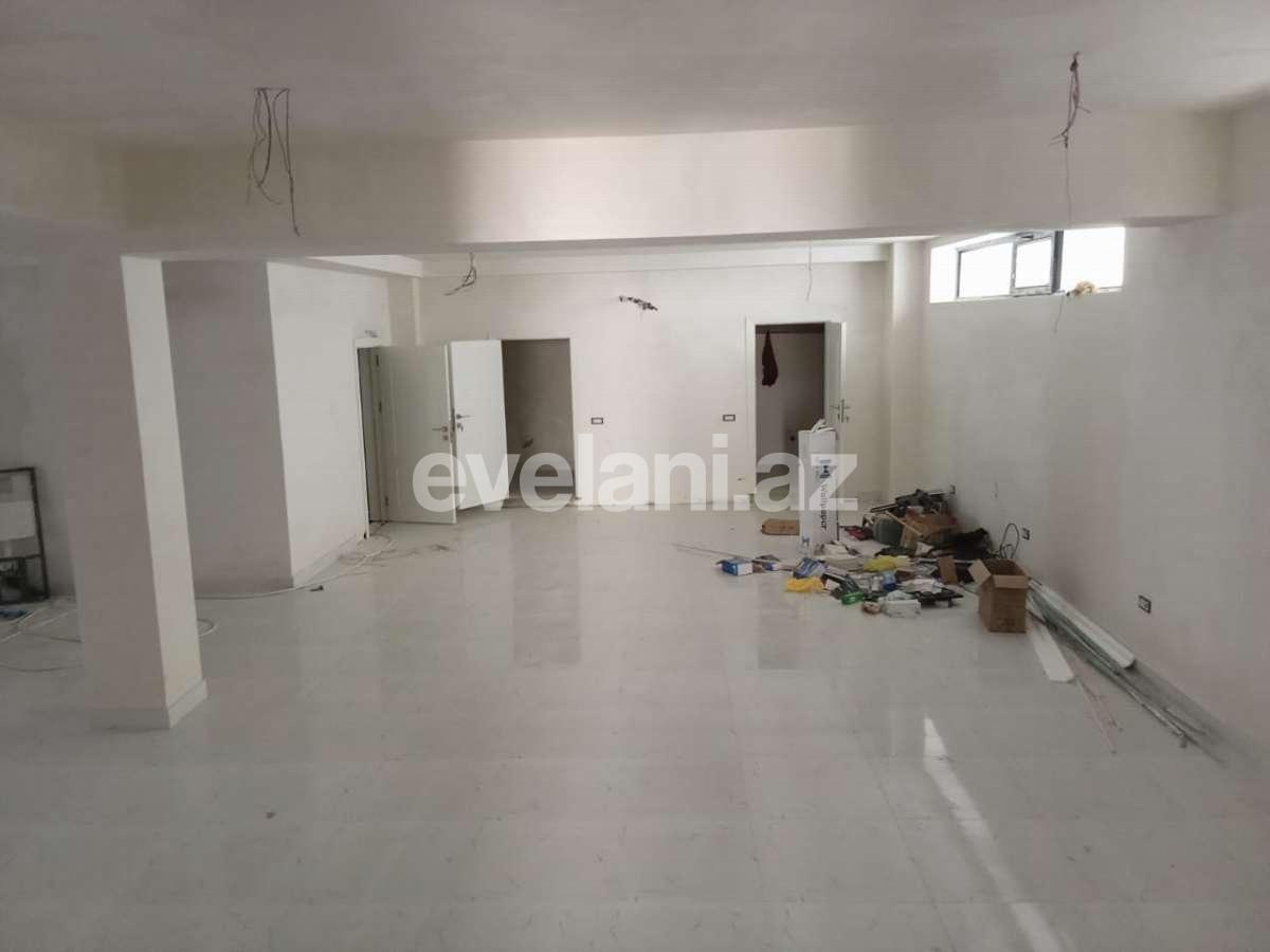Satılır, həyət evi / bağ, 8 otaqlı, 250 m², Bakı, Abşeron r, Novxanı q.