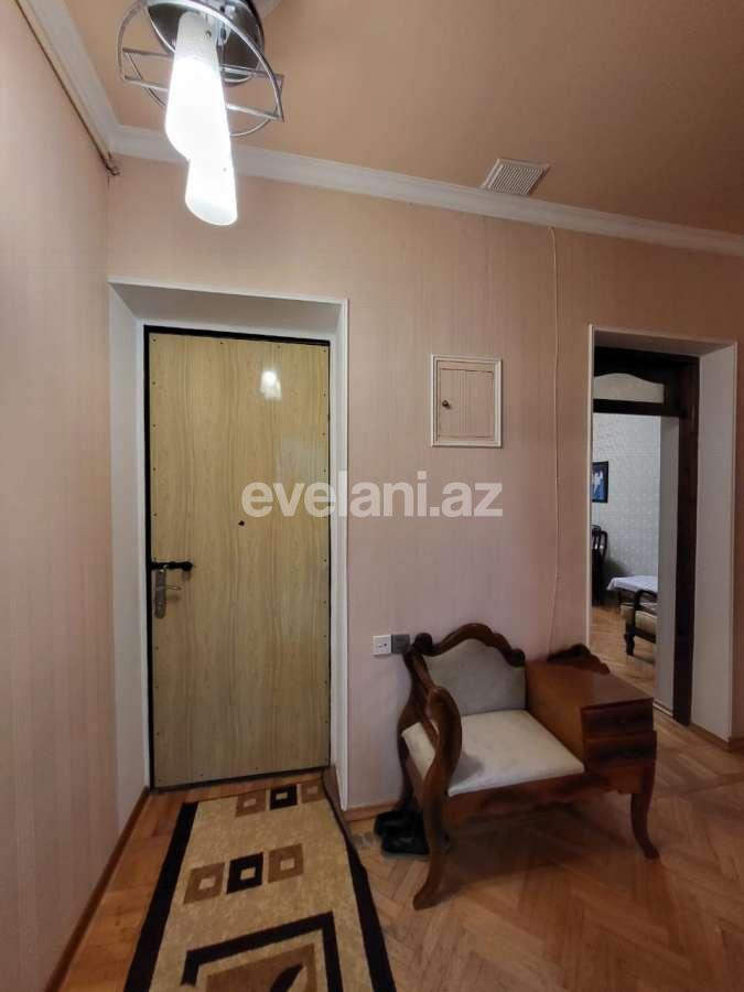 Kirayə verilir, köhnə tikili, 2 otaqlı, 70 m², Bakı, Xətai r, Şah İsmayıl Xətai m.
