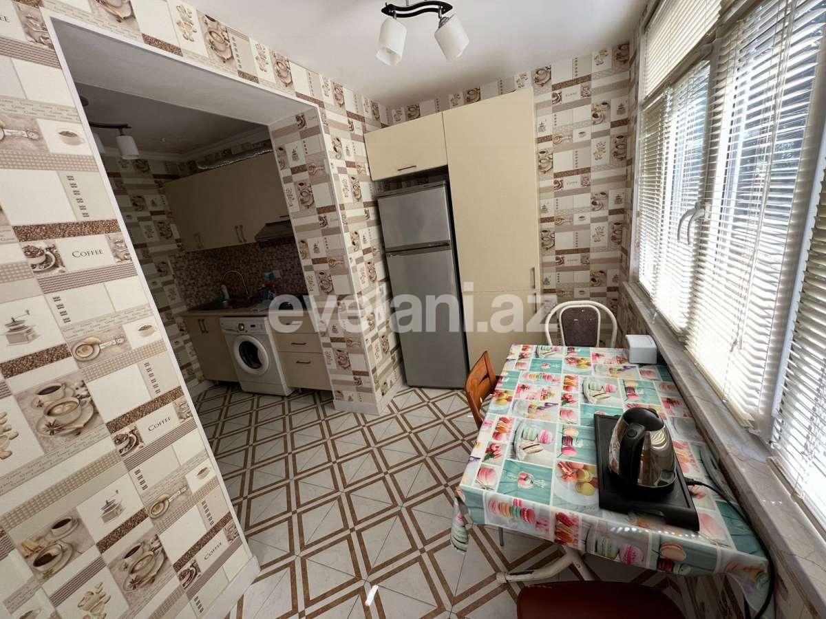 Kirayə verilir, köhnə tikili, 2 otaqlı, 70 m², Bakı, Yasamal r, Elmlər Akademiyası m.