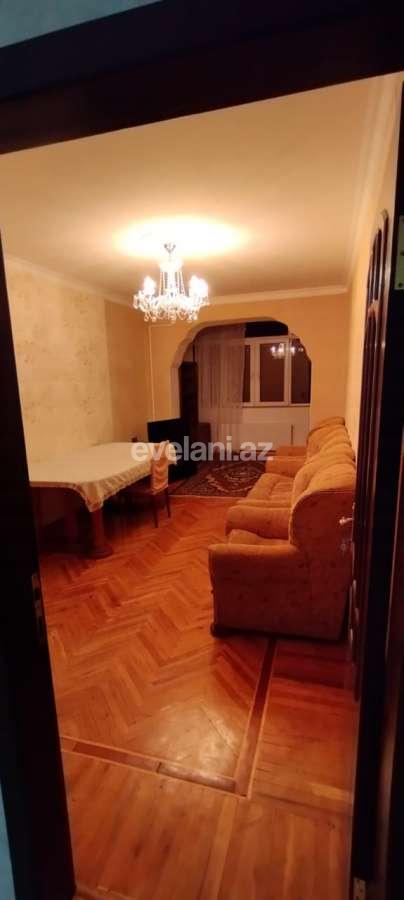 Kirayə verilir, köhnə tikili, 4 otaqlı, 81 m², Bakı, Binəqədi r, 8-ci mikrorayon q, Azadlıq prospekti m.