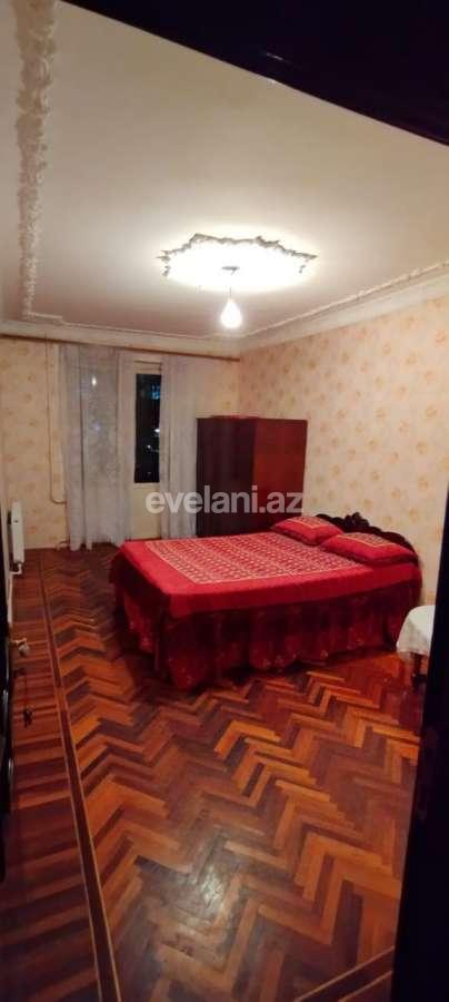 Kirayə verilir, köhnə tikili, 4 otaqlı, 81 m², Bakı, Binəqədi r, 8-ci mikrorayon q, Azadlıq prospekti m.