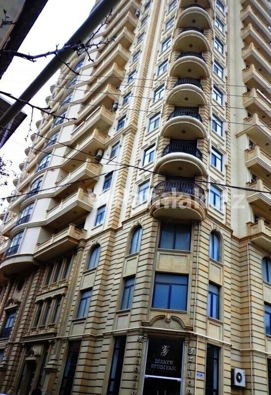 Rent, new building, 4 room, 180 m², Baku, Sabail r, Icheri Sheher m.