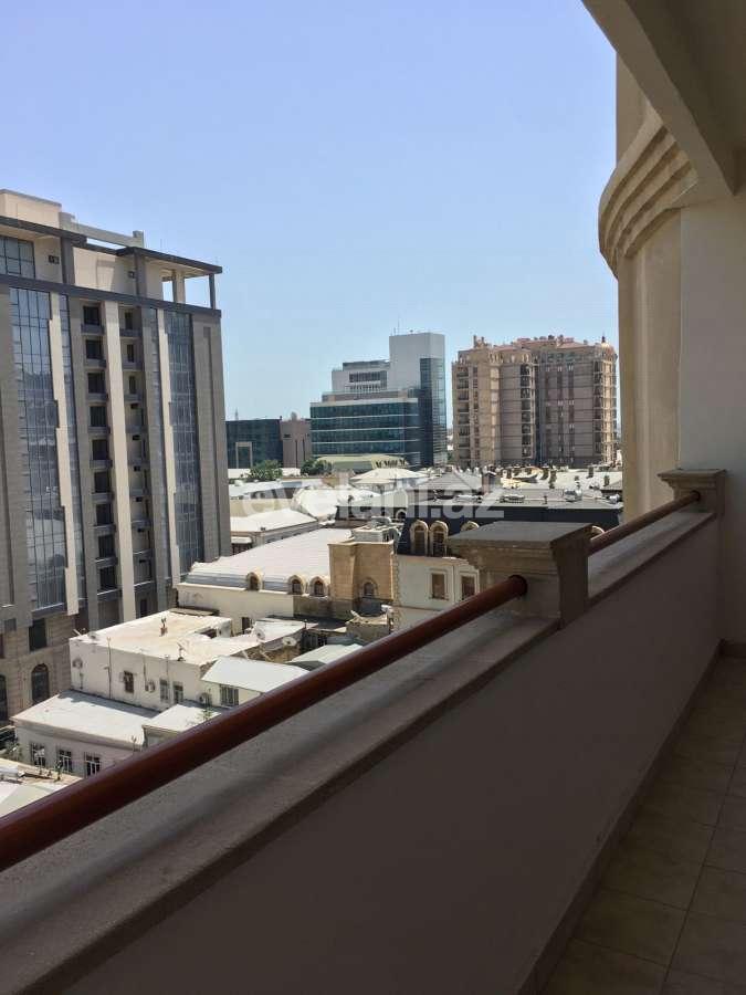 Rent, new building, 4 room, 180 m², Baku, Sabail r, Icheri Sheher m.