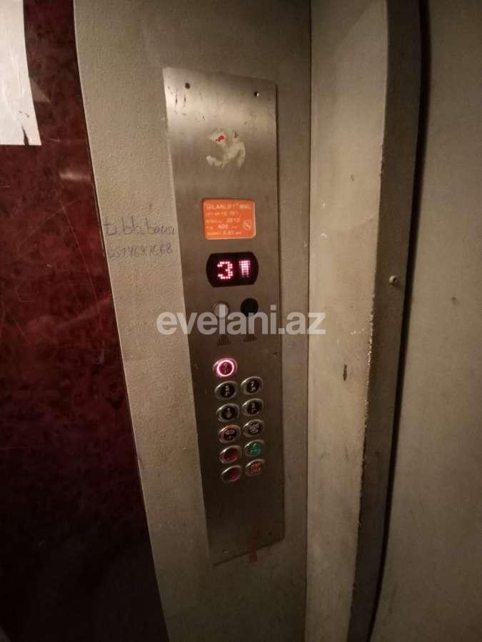 Satılır, köhnə tikili, 4 otaqlı, 120 m², Bakı, Xətai r, Əhmədli q.