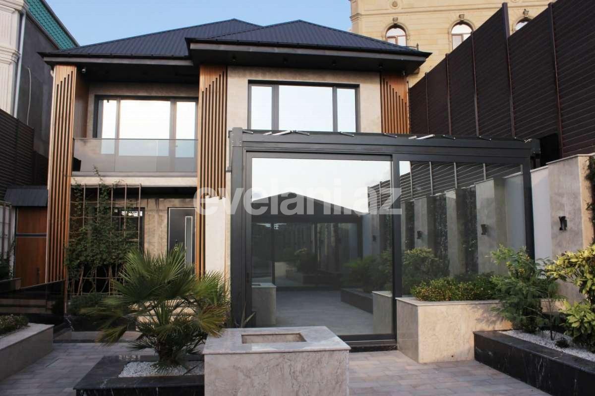 Satılır, villa, 5 otaqlı, 200 m², Bakı, Səbail r, Badamdar q.