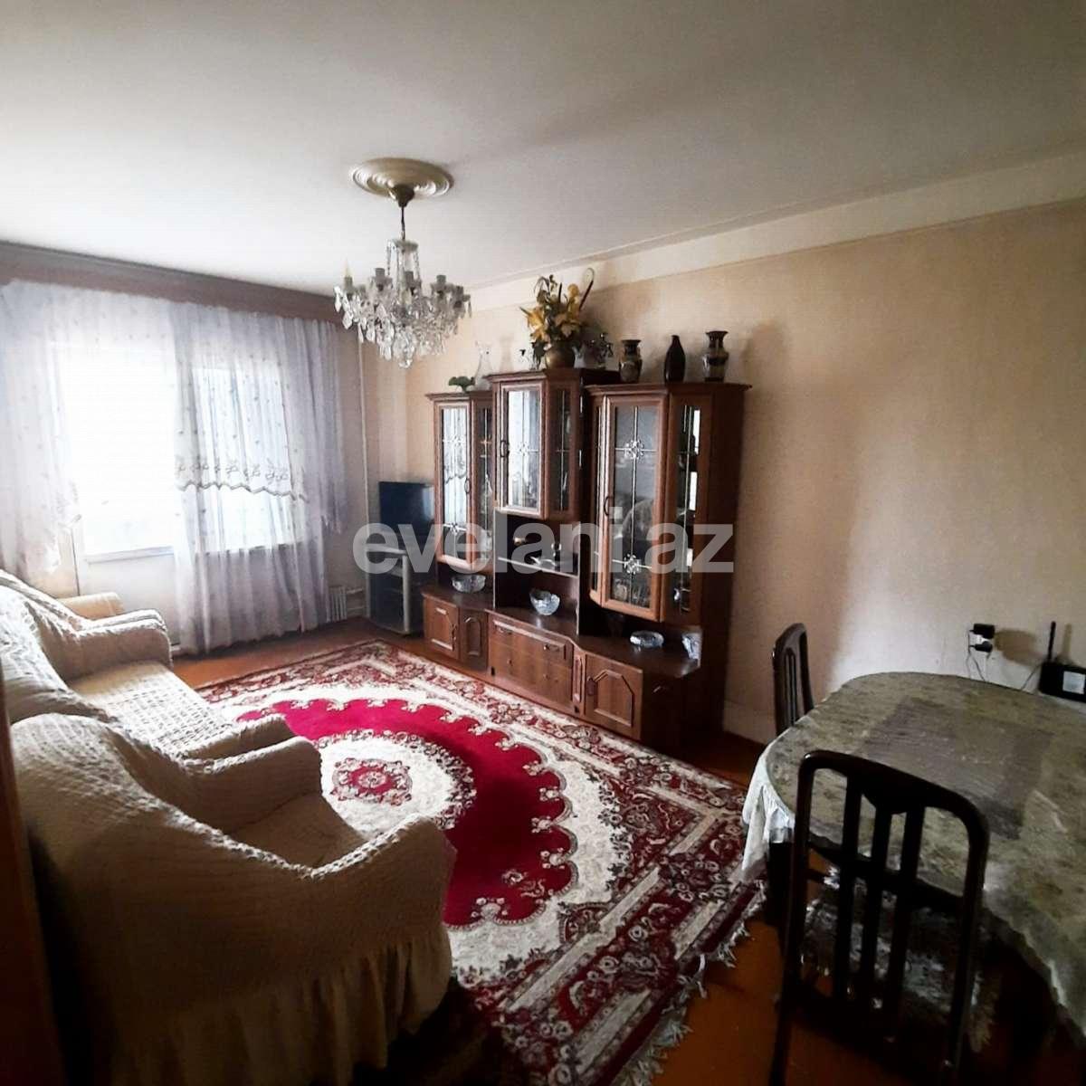 Satılır, köhnə tikili, 4 otaqlı, 100 m², Bakı, Yasamal r.