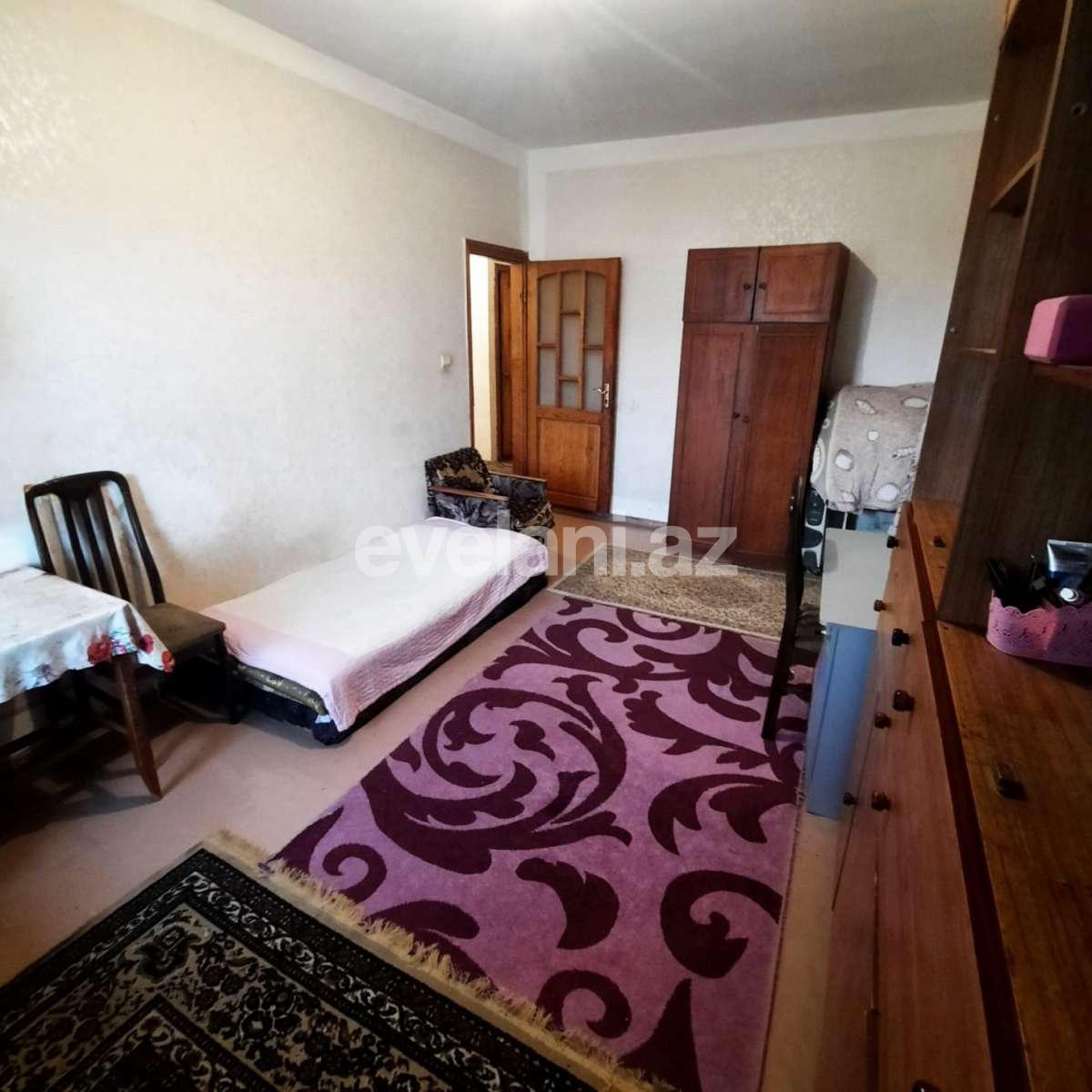 Satılır, köhnə tikili, 4 otaqlı, 100 m², Bakı, Yasamal r.