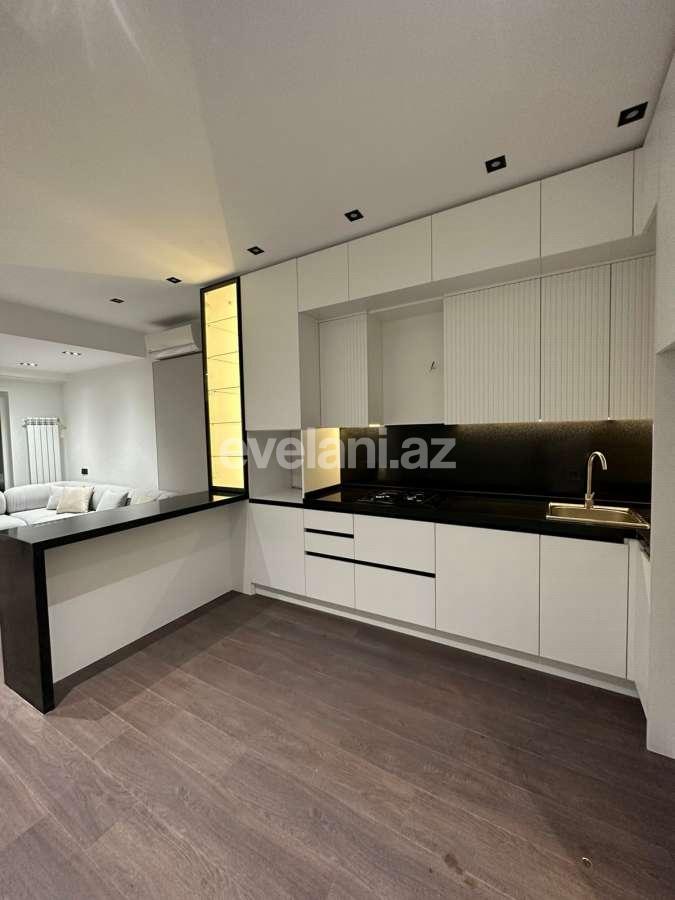 Satılır, yeni tikili, 2 otaqlı, 81 m², Bakı, Xətai r, Şah İsmayıl Xətai m.