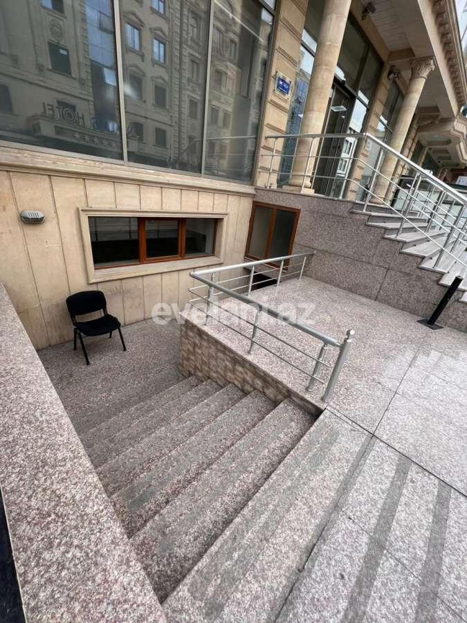 Kirayə verilir, ofis, 16 otaqlı, 1560 m², Bakı, Nərimanov r, Nəriman Nərimanov m.
