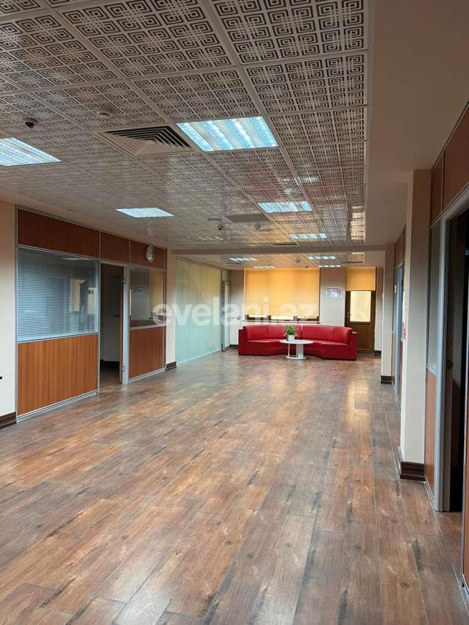 Kirayə verilir, ofis, 16 otaqlı, 1560 m², Bakı, Nərimanov r, Nəriman Nərimanov m.