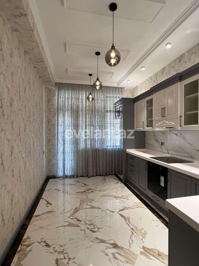 Satılır, yeni tikili, 3 otaqlı, 118 m², Bakı, Yasamal r, Elmlər Akademiyası m.