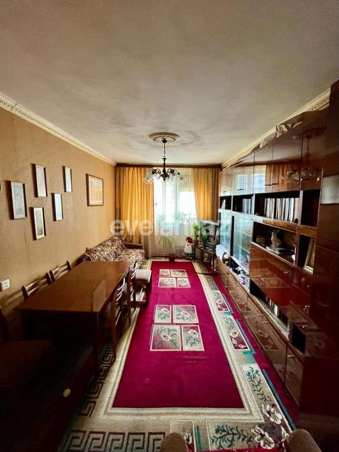 Satılır, köhnə tikili, 3 otaqlı, 80 m², Bakı, Xətai r, Həzi Aslanov m.