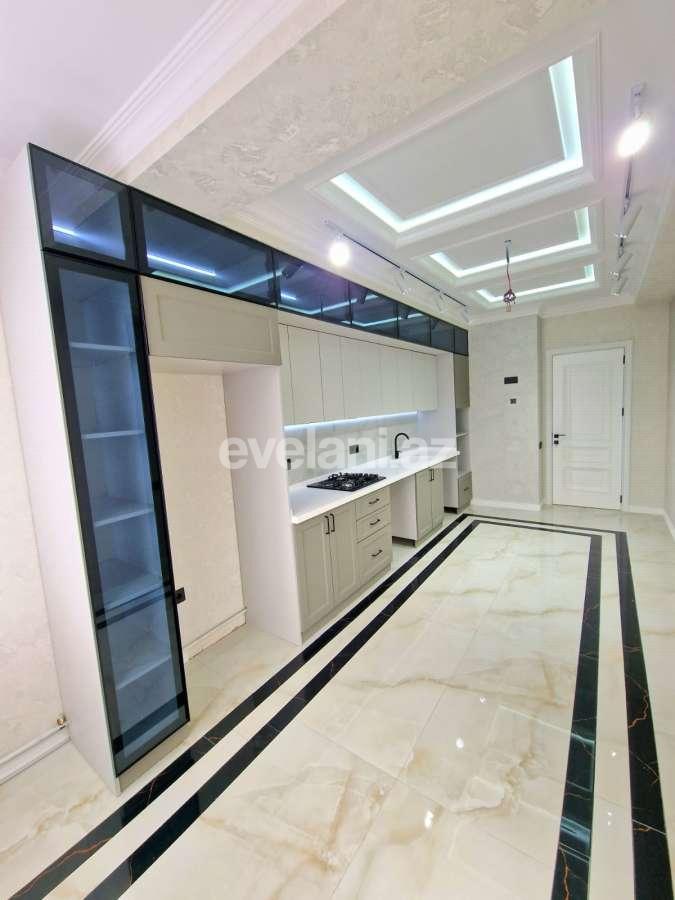 Satılır, yeni tikili, 3 otaqlı, 130 m², Bakı, Nizami r, Qara Qarayev m.
