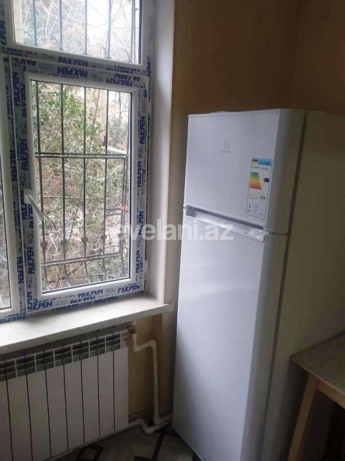 Satılır, köhnə tikili, 2 otaqlı, 47 m², Bakı, Yasamal r, Nizami m.