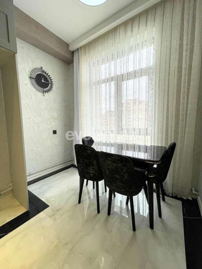 Kirayə verilir, yeni tikili, 2 otaqlı, 95 m², Bakı, Nəsimi r, 28 may m.