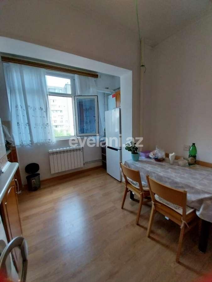 Sale, old building, 2 room, 60 m², Baku, Surakhani r, Gunashli d, Khalglar Doslugu m.