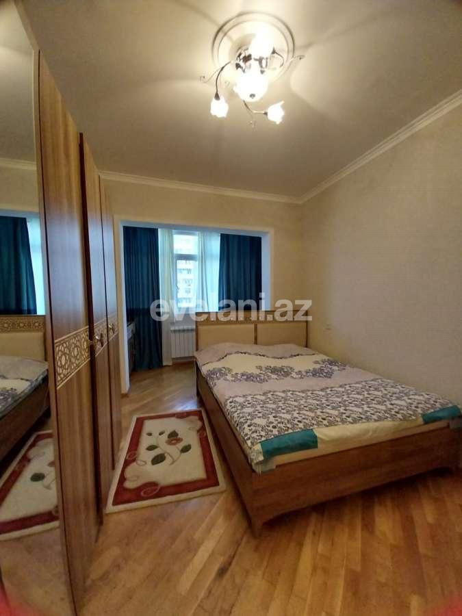 Sale, old building, 2 room, 60 m², Baku, Surakhani r, Gunashli d, Khalglar Doslugu m.
