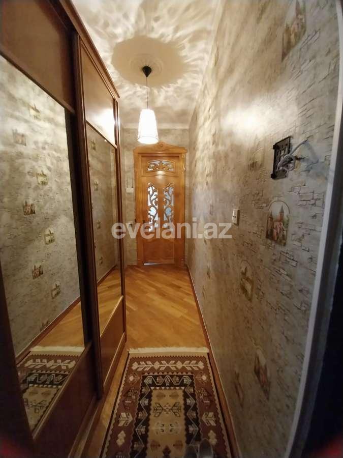 Sale, old building, 2 room, 60 m², Baku, Surakhani r, Gunashli d, Khalglar Doslugu m.
