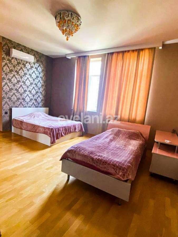 Rent, new building, 4 room, 230 m², Baku, Nasimi r.