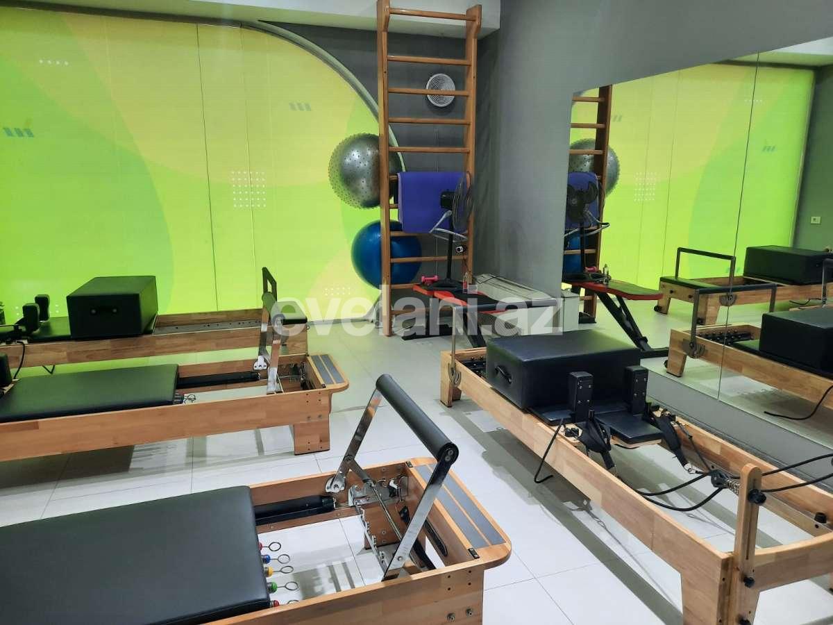 Продаётся, объект, 1599.99 m², Баку, Насиминский r, 3-й микрорайон p, Мемар Аджеми m.