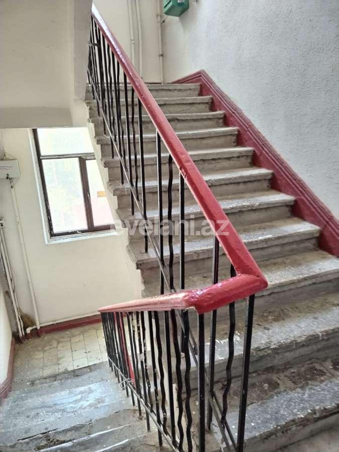 Sale, old building, 3 room, 80 m², Baku, Yasamal r, Elmlar Akademiyası m.
