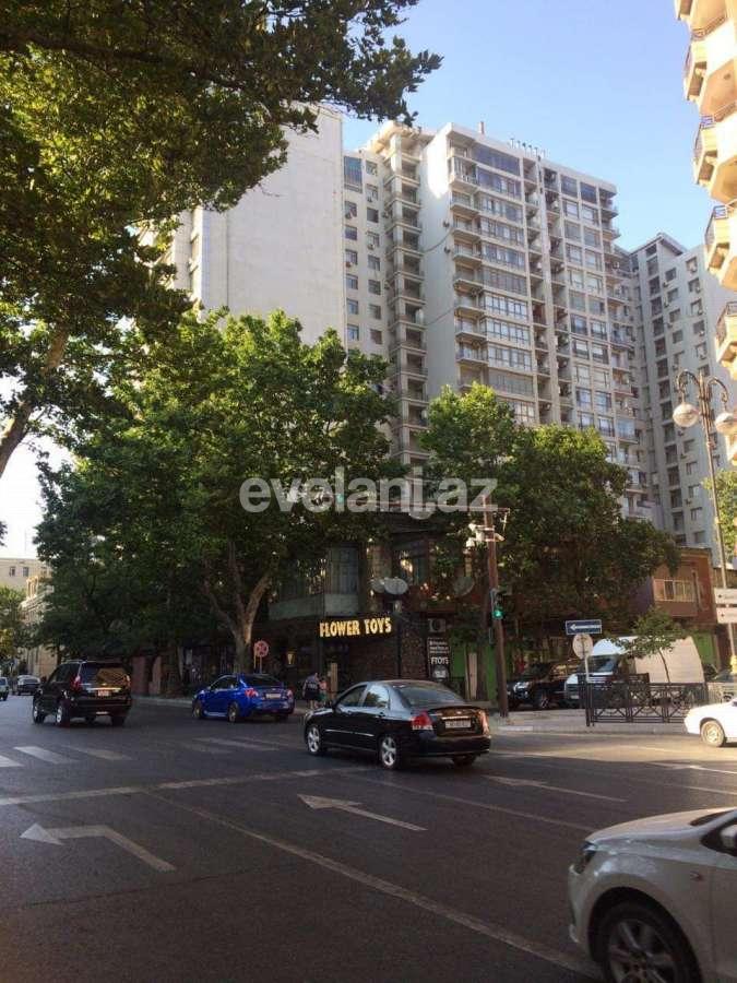 Продаётся, новостройка, 4-комнаты, 210 m², Баку, Насиминский r, 28 мая m.