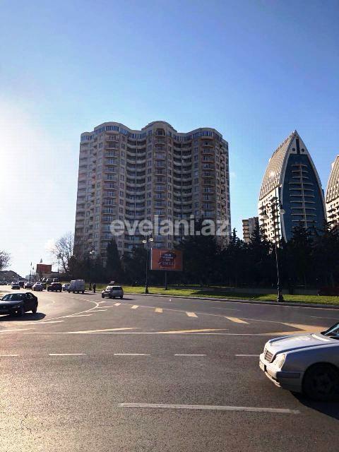 Satılır, yeni tikili, 5 otaqlı, 200 m², Bakı, Yasamal r, Elmlər Akademiyası m.