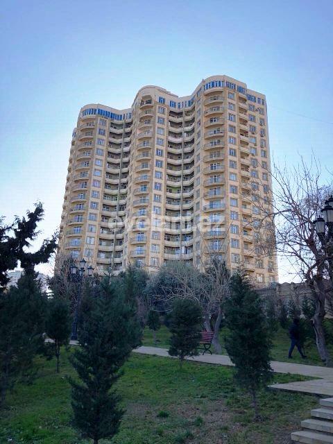 Satılır, yeni tikili, 5 otaqlı, 200 m², Bakı, Yasamal r, Elmlər Akademiyası m.