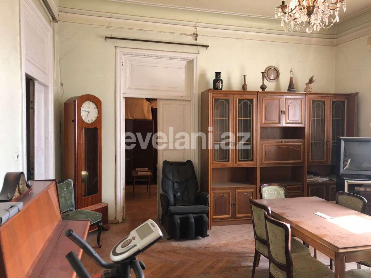 Satılır, köhnə tikili, 3 otaqlı, 77 m², Bakı, Səbail r, Sahil m.