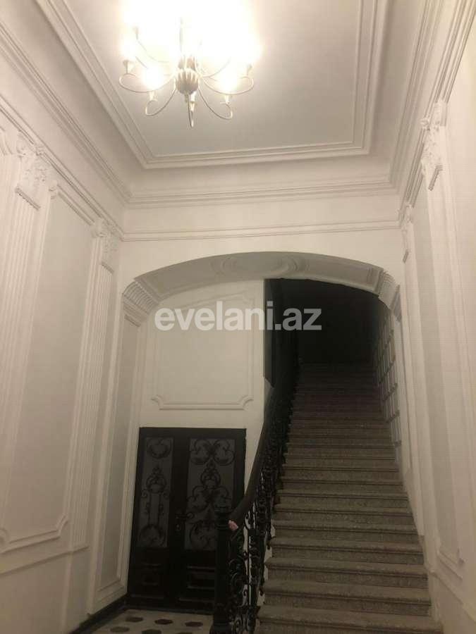 Satılır, köhnə tikili, 3 otaqlı, 77 m², Bakı, Səbail r, Sahil m.