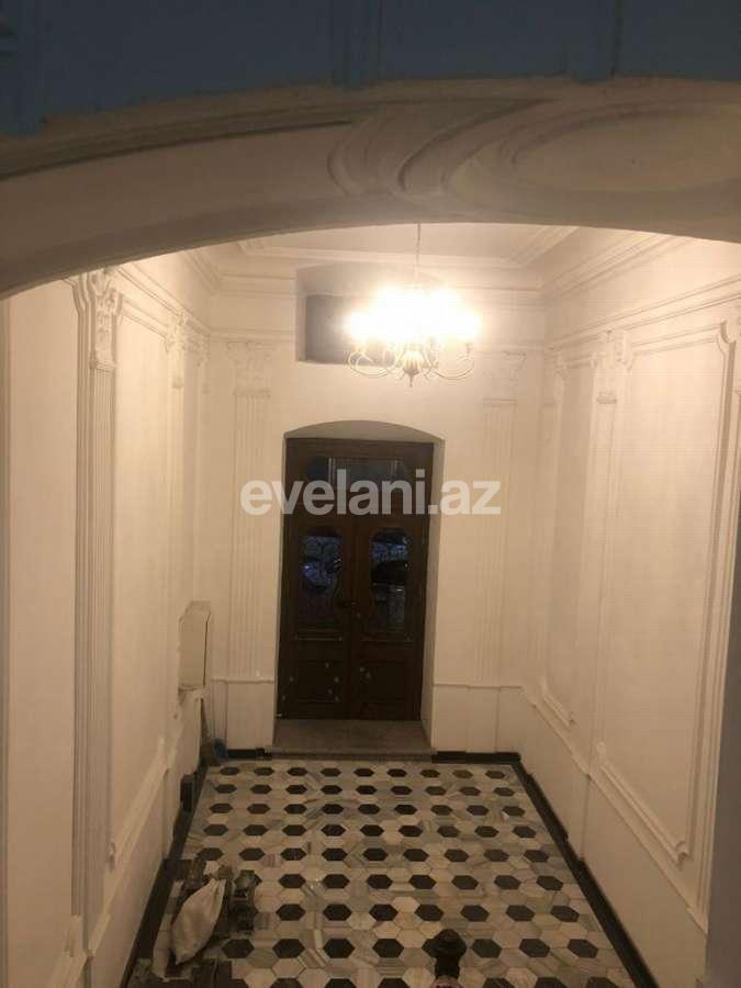 Satılır, köhnə tikili, 3 otaqlı, 77 m², Bakı, Səbail r, Sahil m.