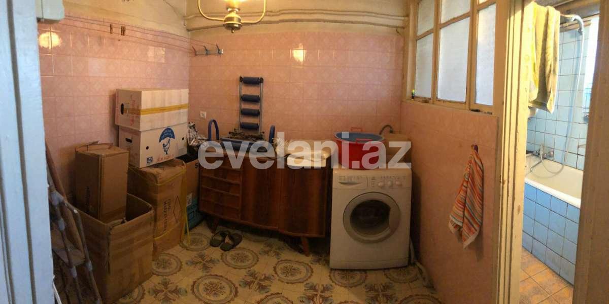 Satılır, köhnə tikili, 3 otaqlı, 77 m², Bakı, Səbail r, Sahil m.