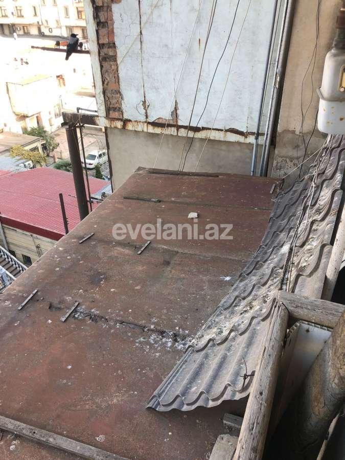 Satılır, köhnə tikili, 3 otaqlı, 77 m², Bakı, Səbail r, Sahil m.