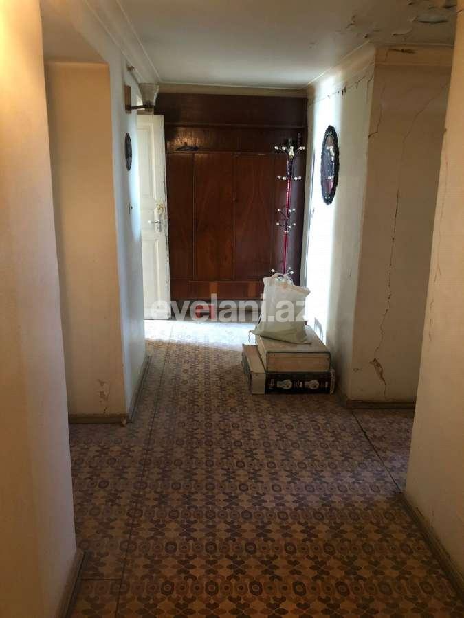 Satılır, köhnə tikili, 3 otaqlı, 77 m², Bakı, Səbail r, Sahil m.