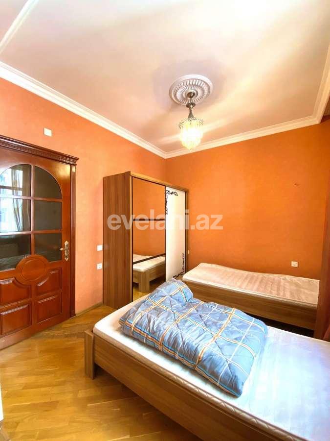 Rent, new building, 3 room, 130 m², Baku, Nasimi r.