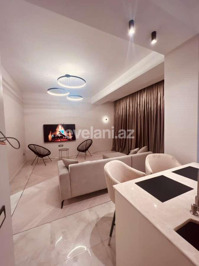 Satılır, yeni tikili, 3 otaqlı, 100 m², Bakı, Yasamal r, Elmlər Akademiyası m.